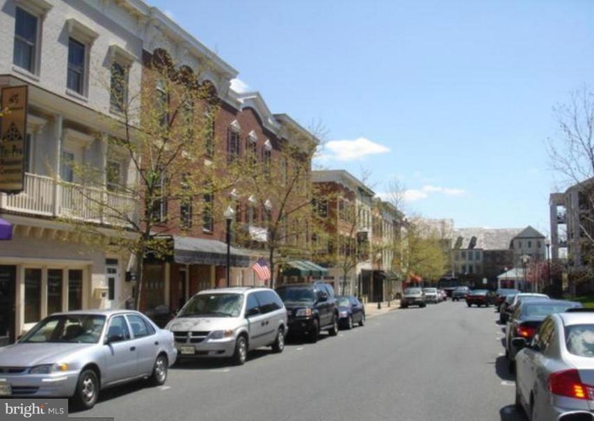 QUINCE ORCHARD PARK - Residential Lease