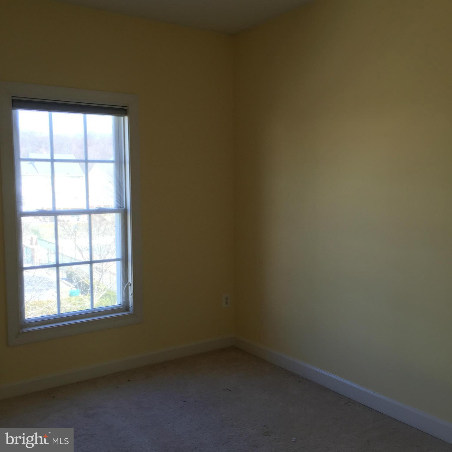 QUINCE ORCHARD PARK - Residential Lease