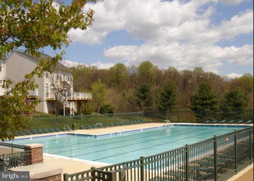 QUINCE ORCHARD PARK - Residential Lease