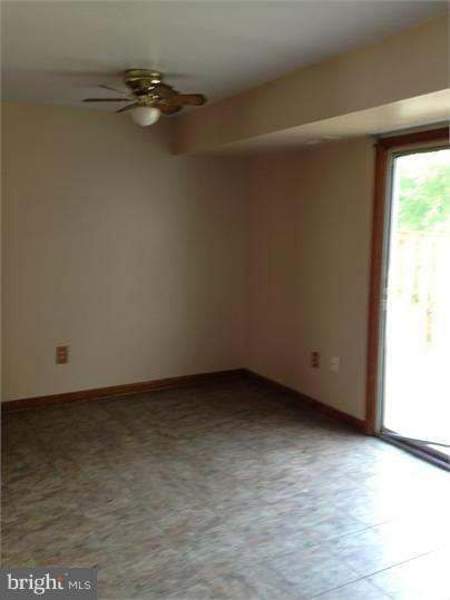 BREEZEWOOD FOREST - Residential Lease