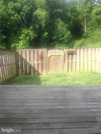 BREEZEWOOD FOREST - Residential Lease