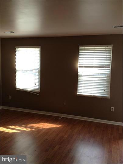 BREEZEWOOD FOREST - Residential Lease