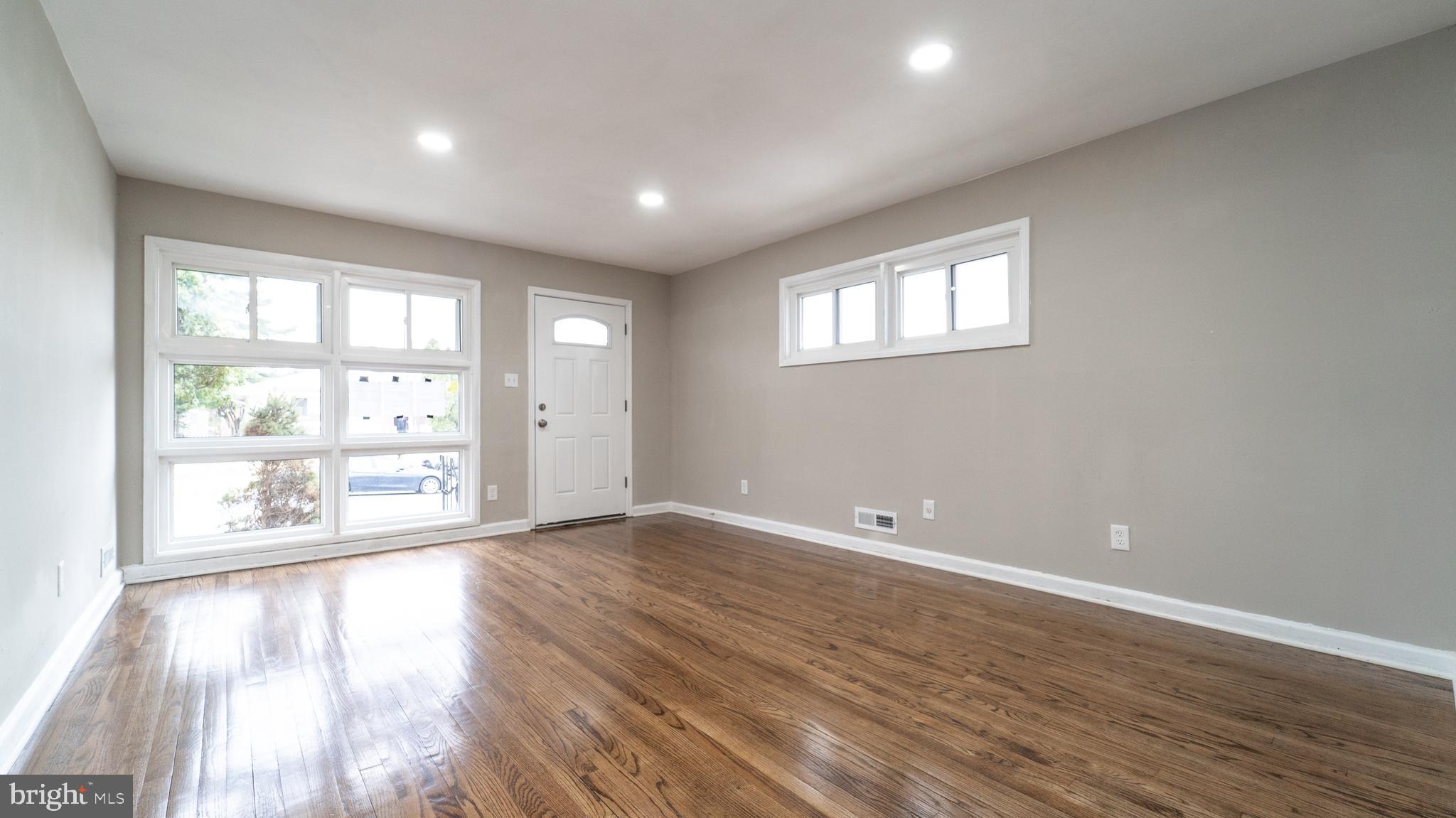 LIBERTY CREST - Residential