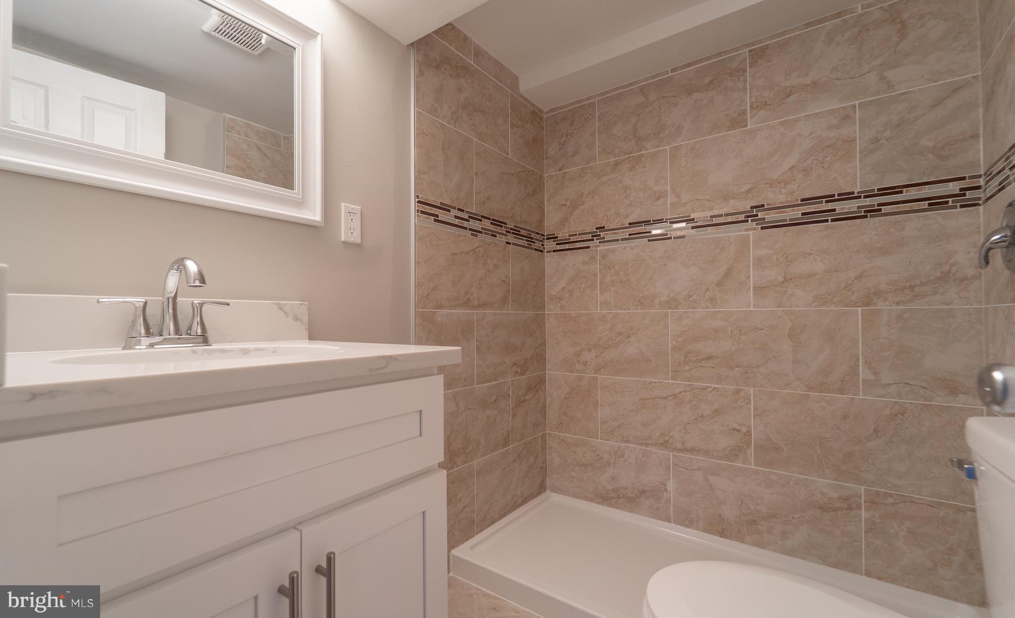 LIBERTY CREST - Residential