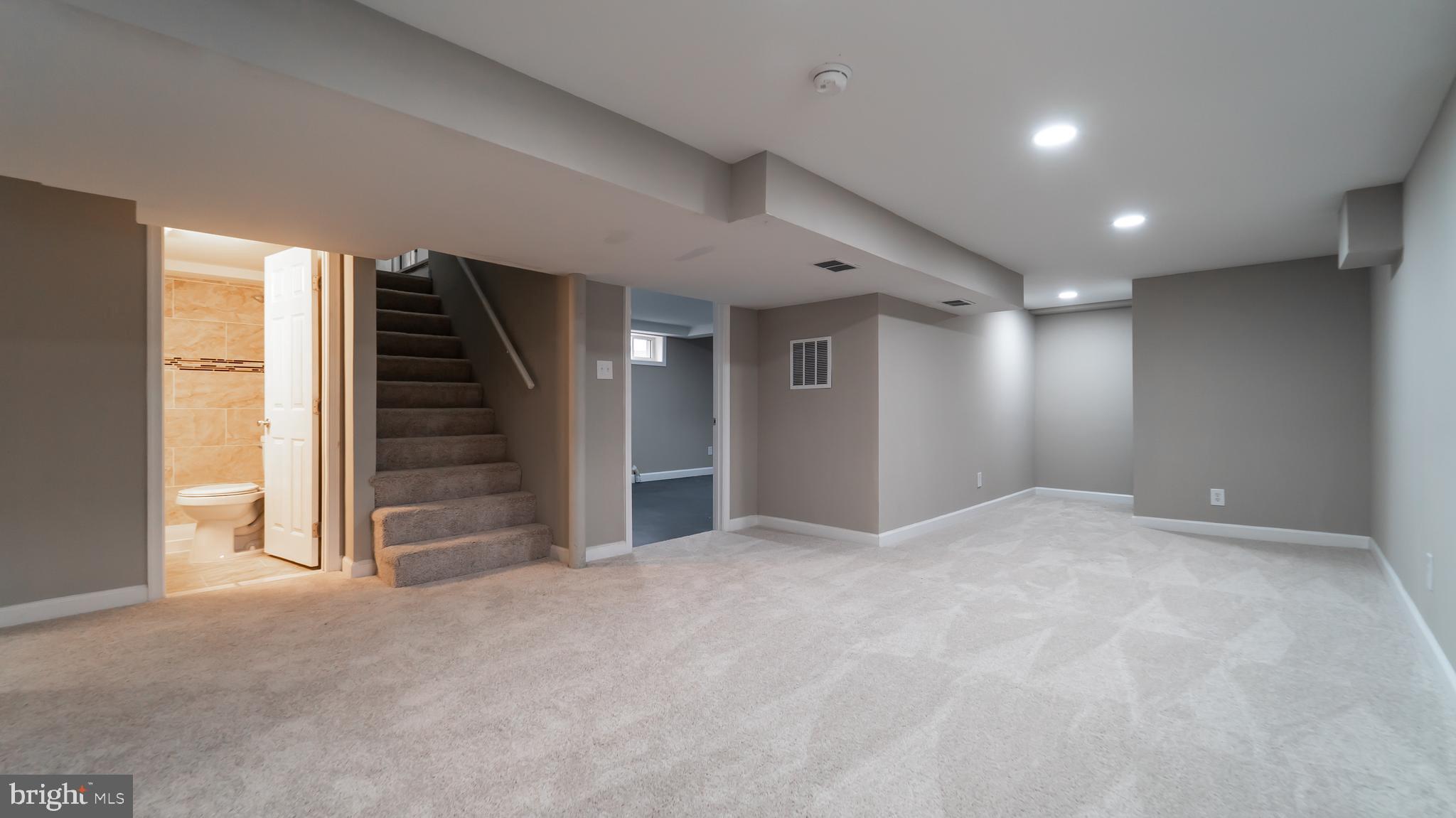 LIBERTY CREST - Residential