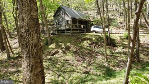 Homes For Sale - 740 Deer Crossing Trail<br/> FRANKLIN, WV 26807