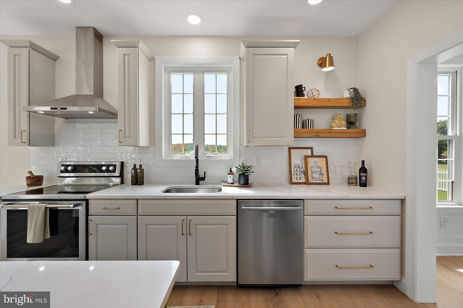 REWASTICO VILLAGE - Residential