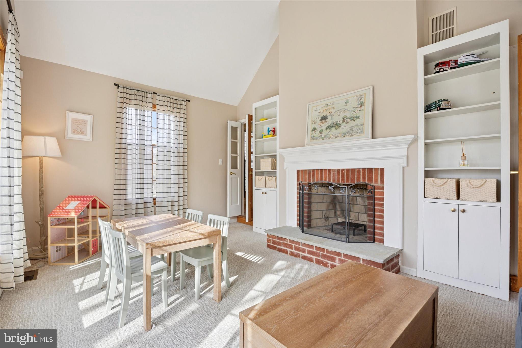 ECHO VALLEY - Residential