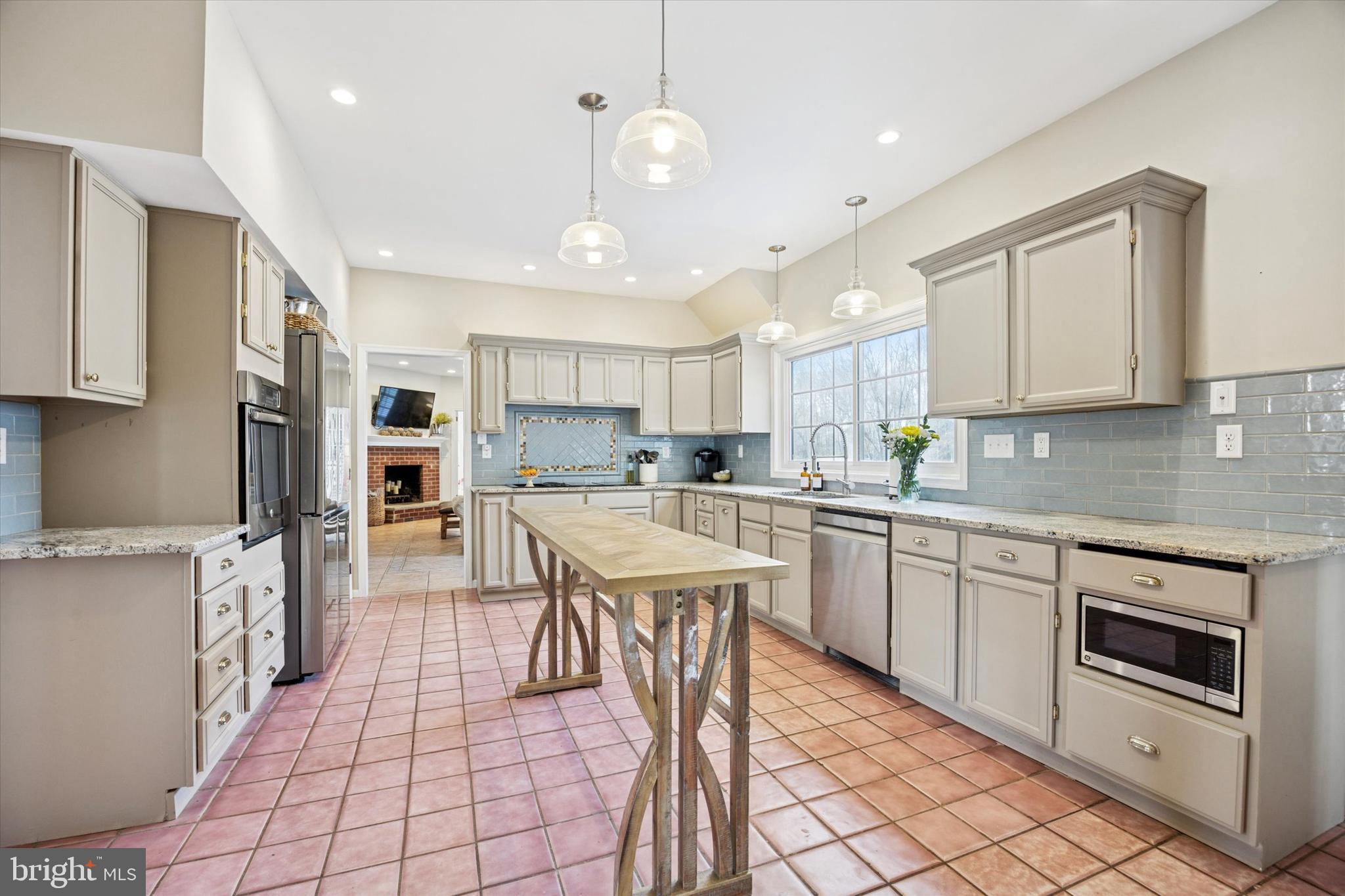 ECHO VALLEY - Residential