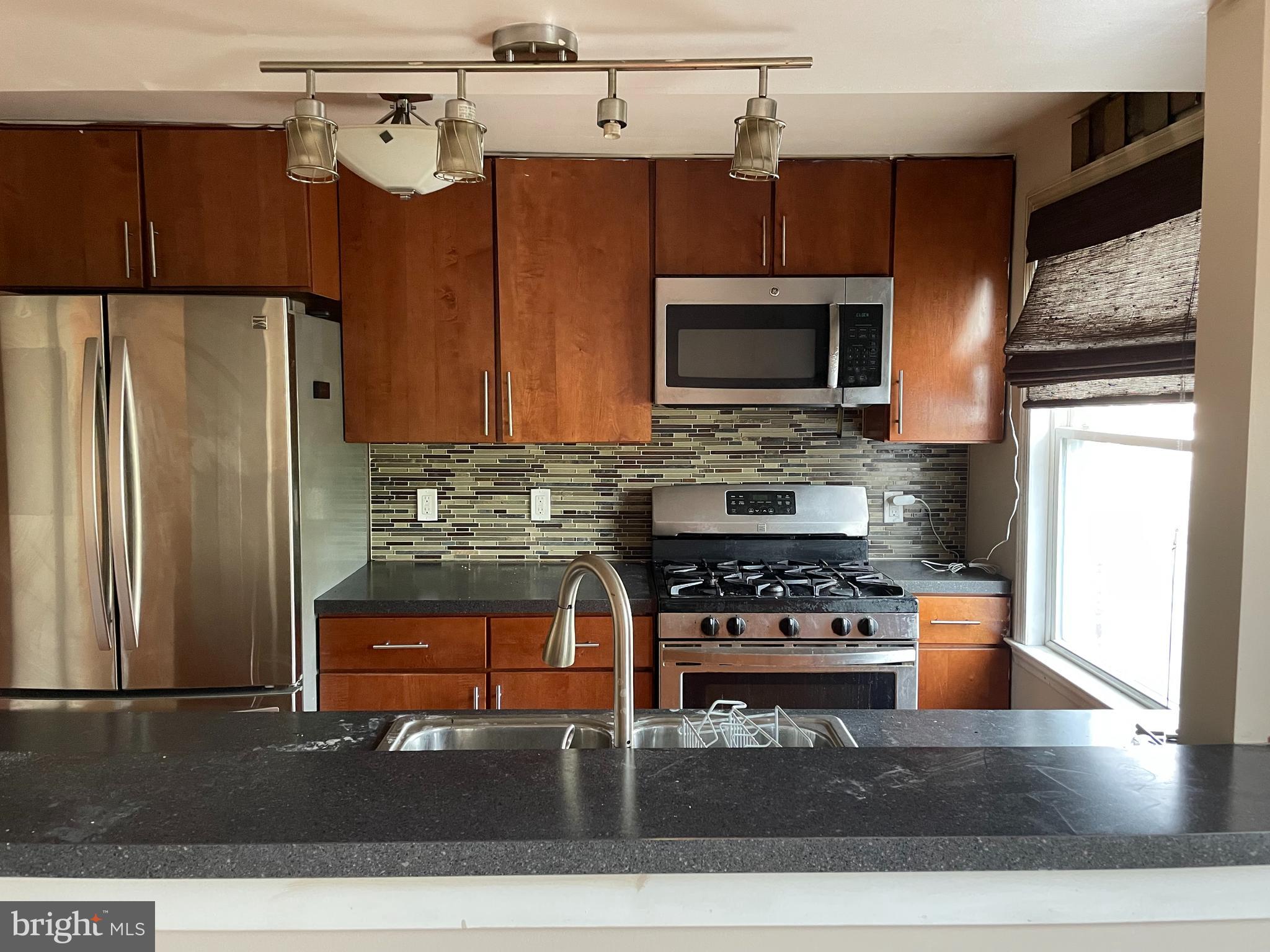 HARRISBURG CITY - Residential Lease