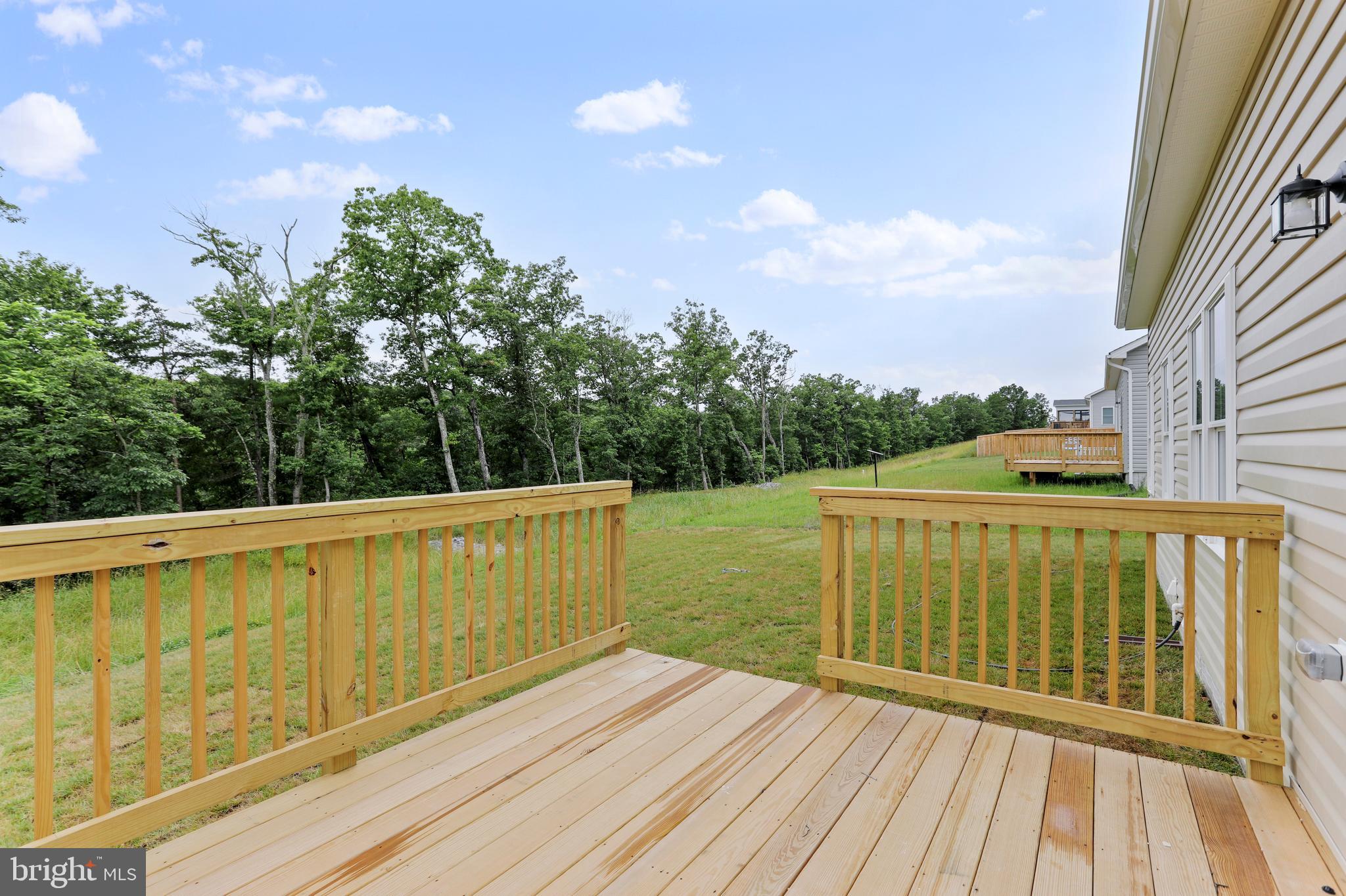 MIDDLE CREEK VISTAS - Residential