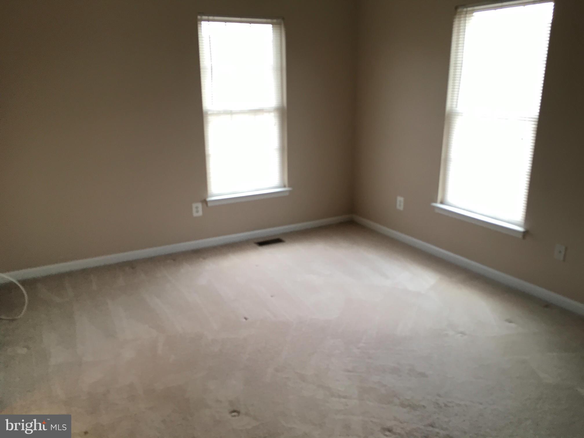 SOUTH RIDING - Residential Lease