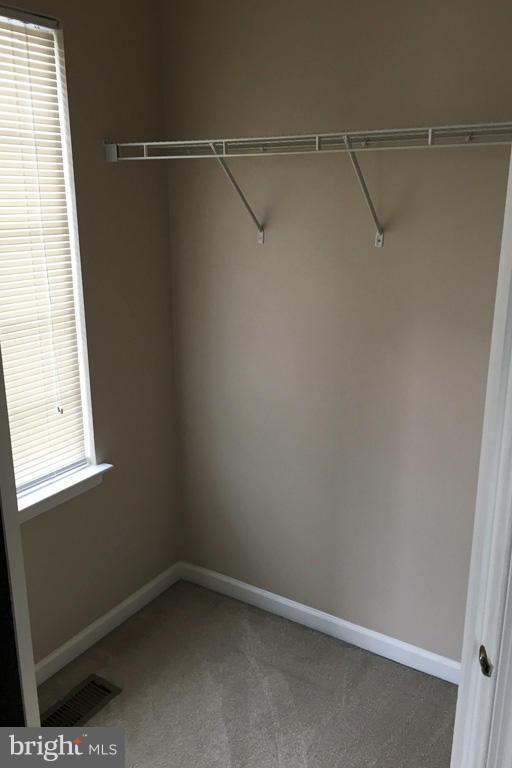 SOUTH RIDING - Residential Lease