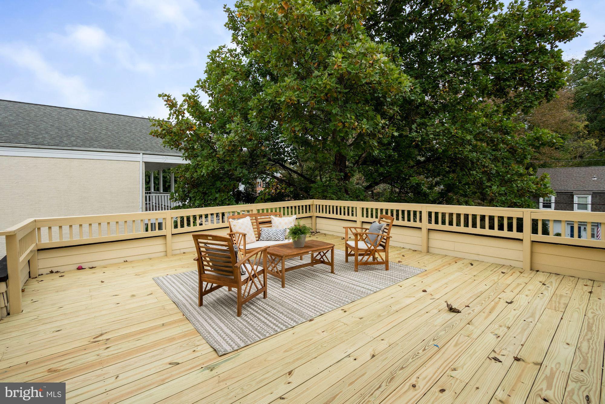 CHEVY CHASE - Residential