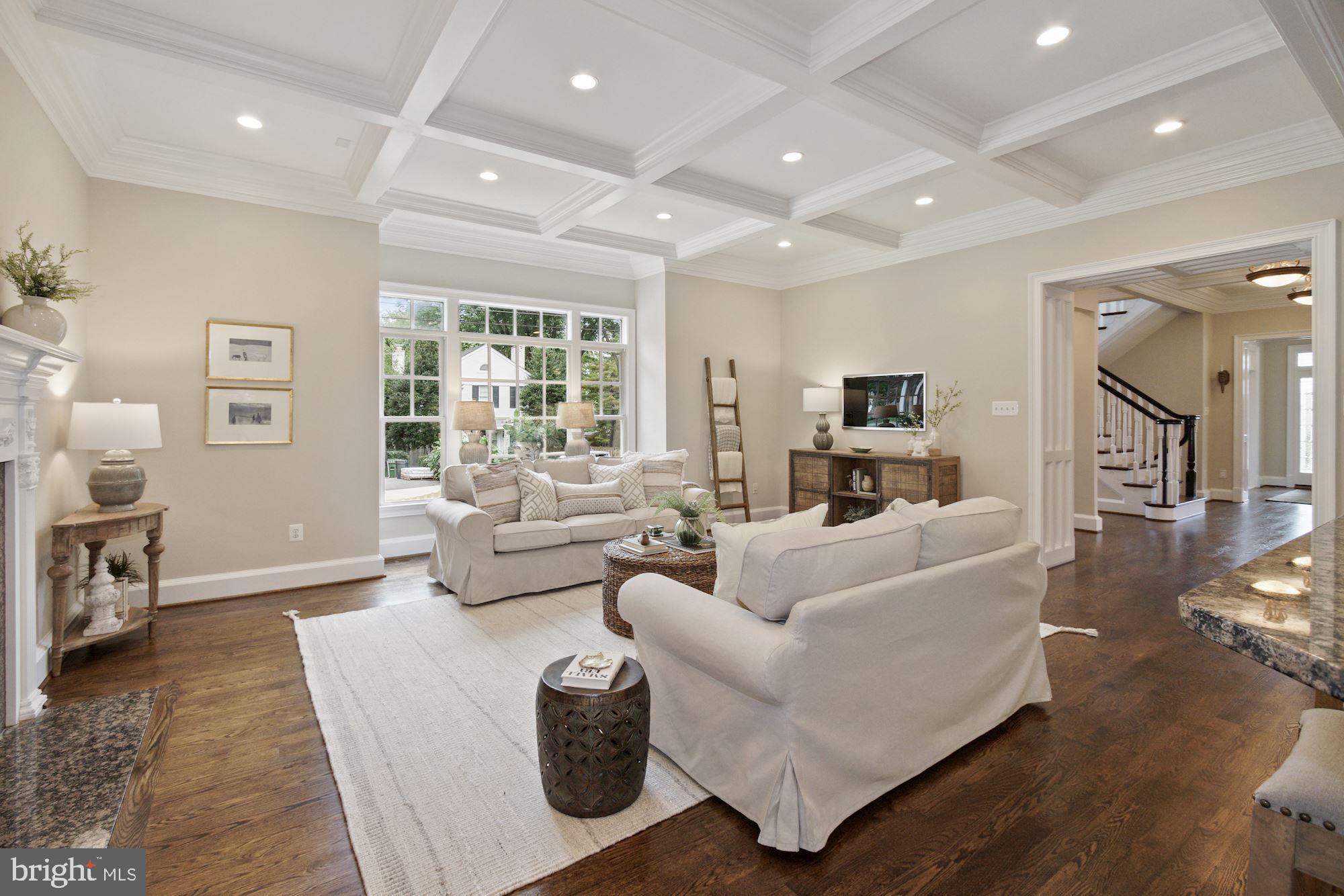 CHEVY CHASE - Residential