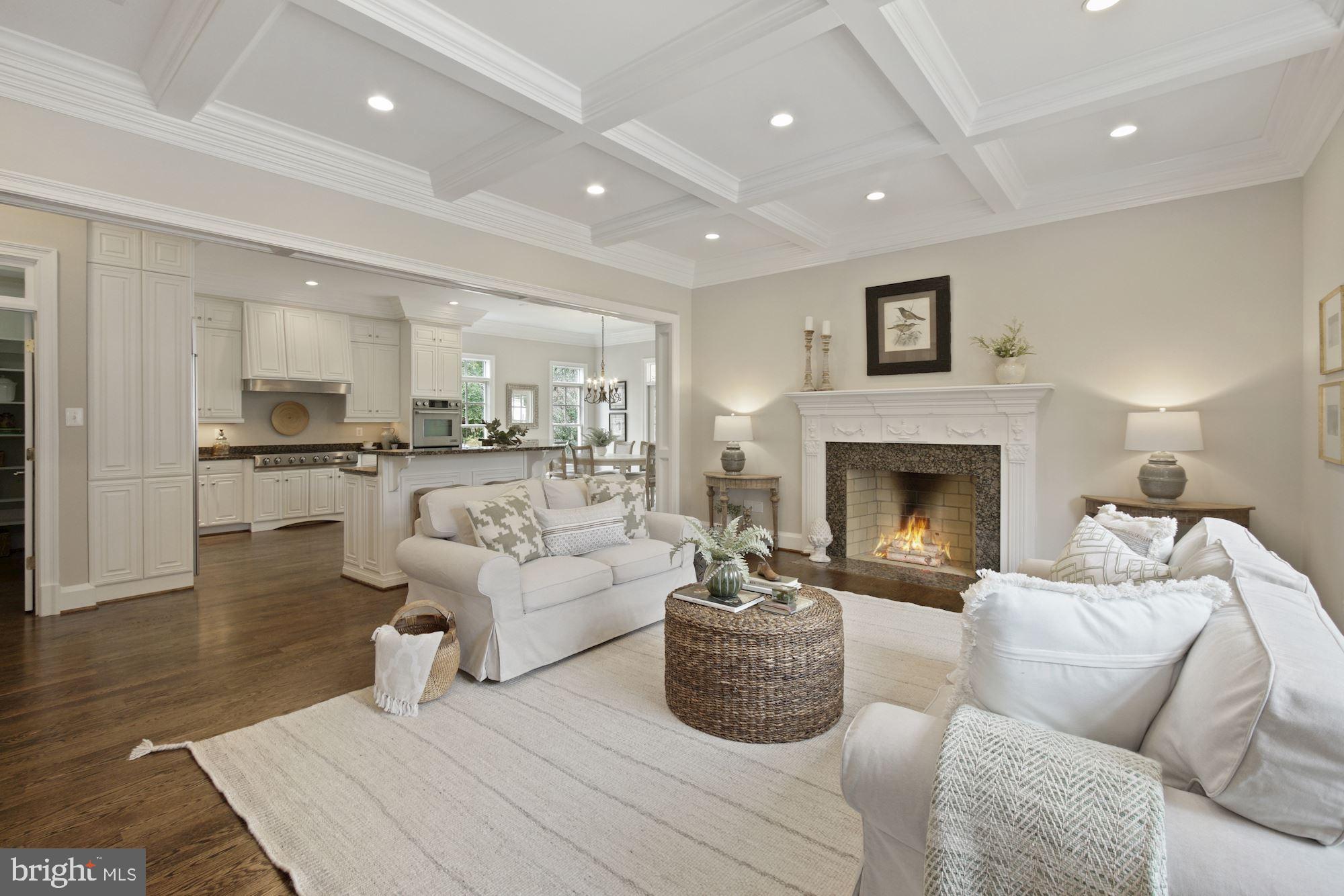 CHEVY CHASE - Residential