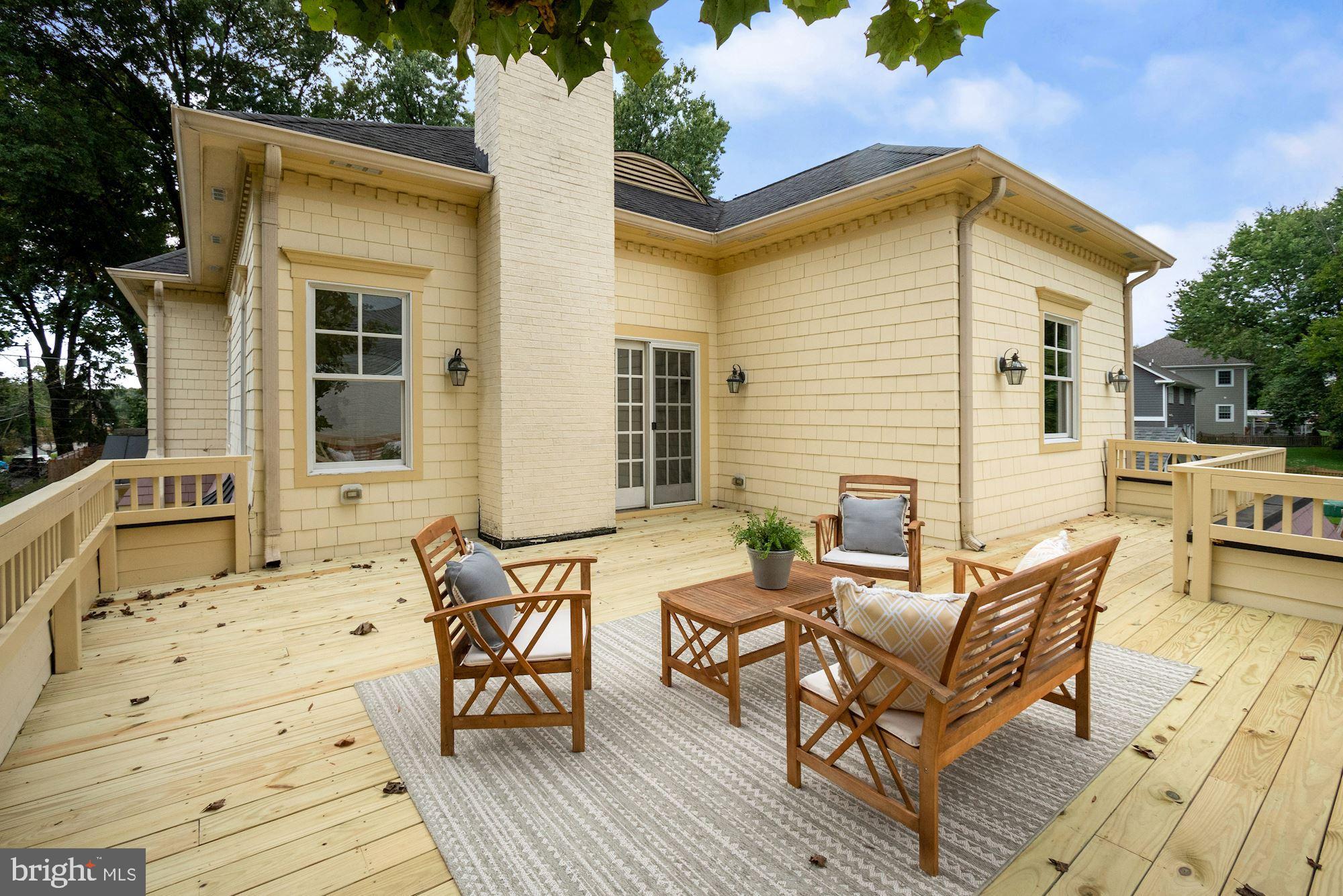 CHEVY CHASE - Residential