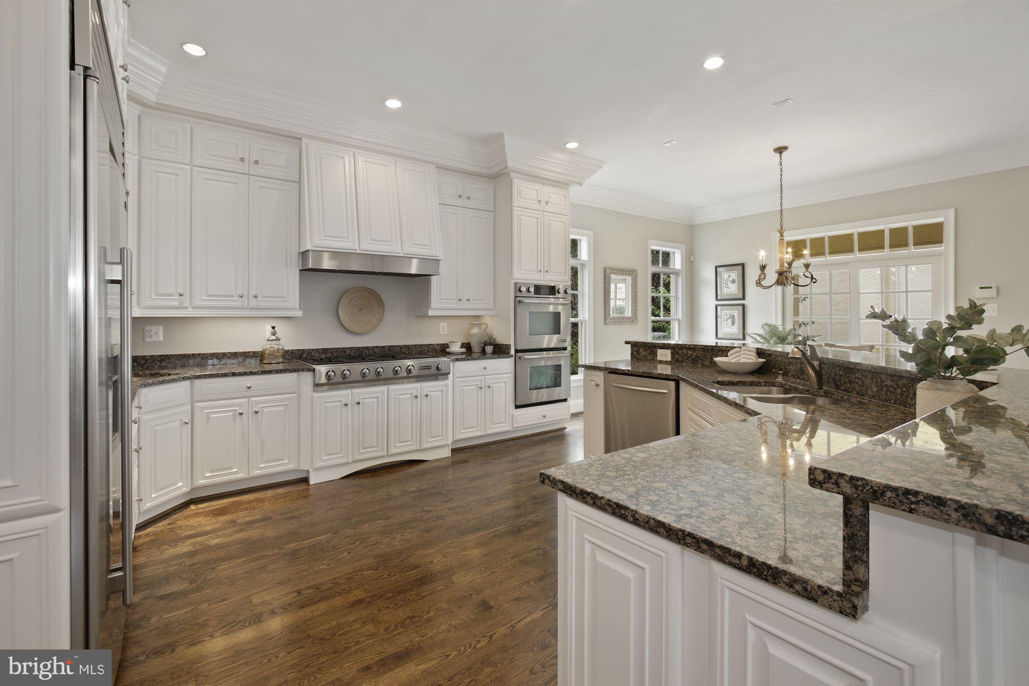 CHEVY CHASE - Residential