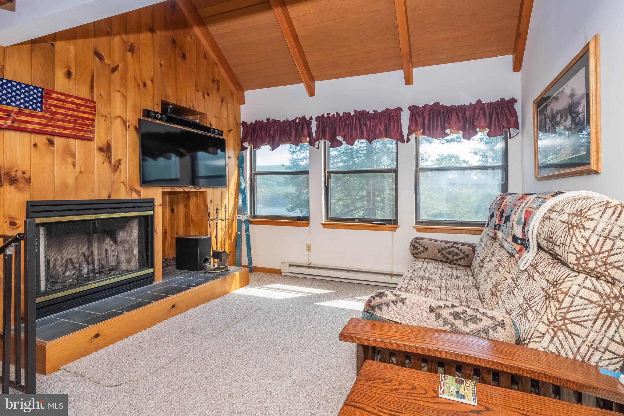 135 JEFFREY LANE 19D