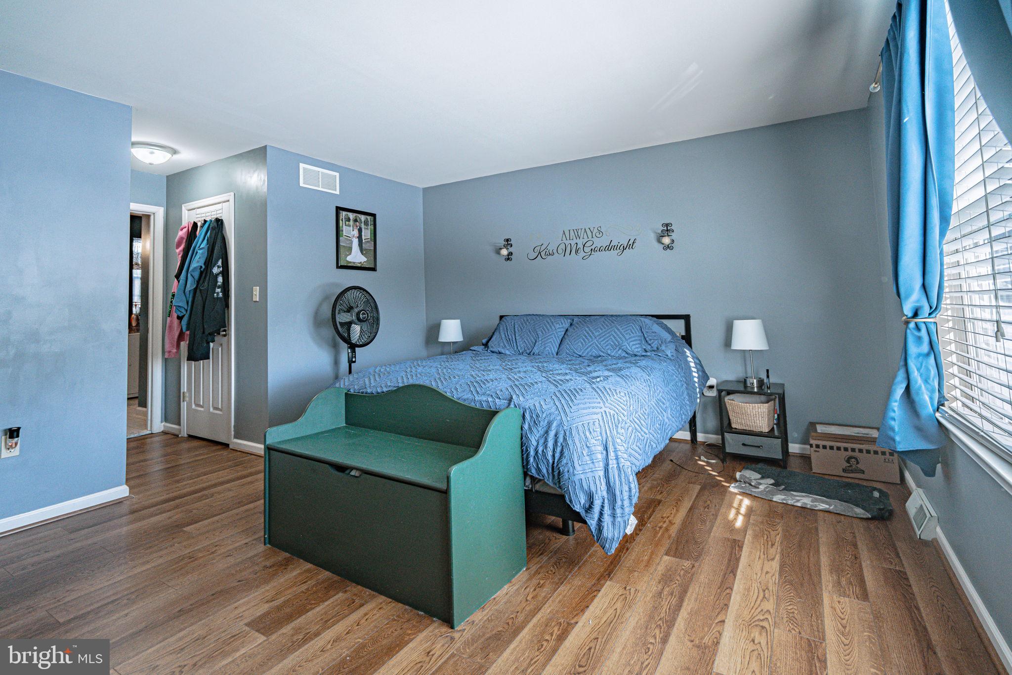 TOWAMENSING - Residential