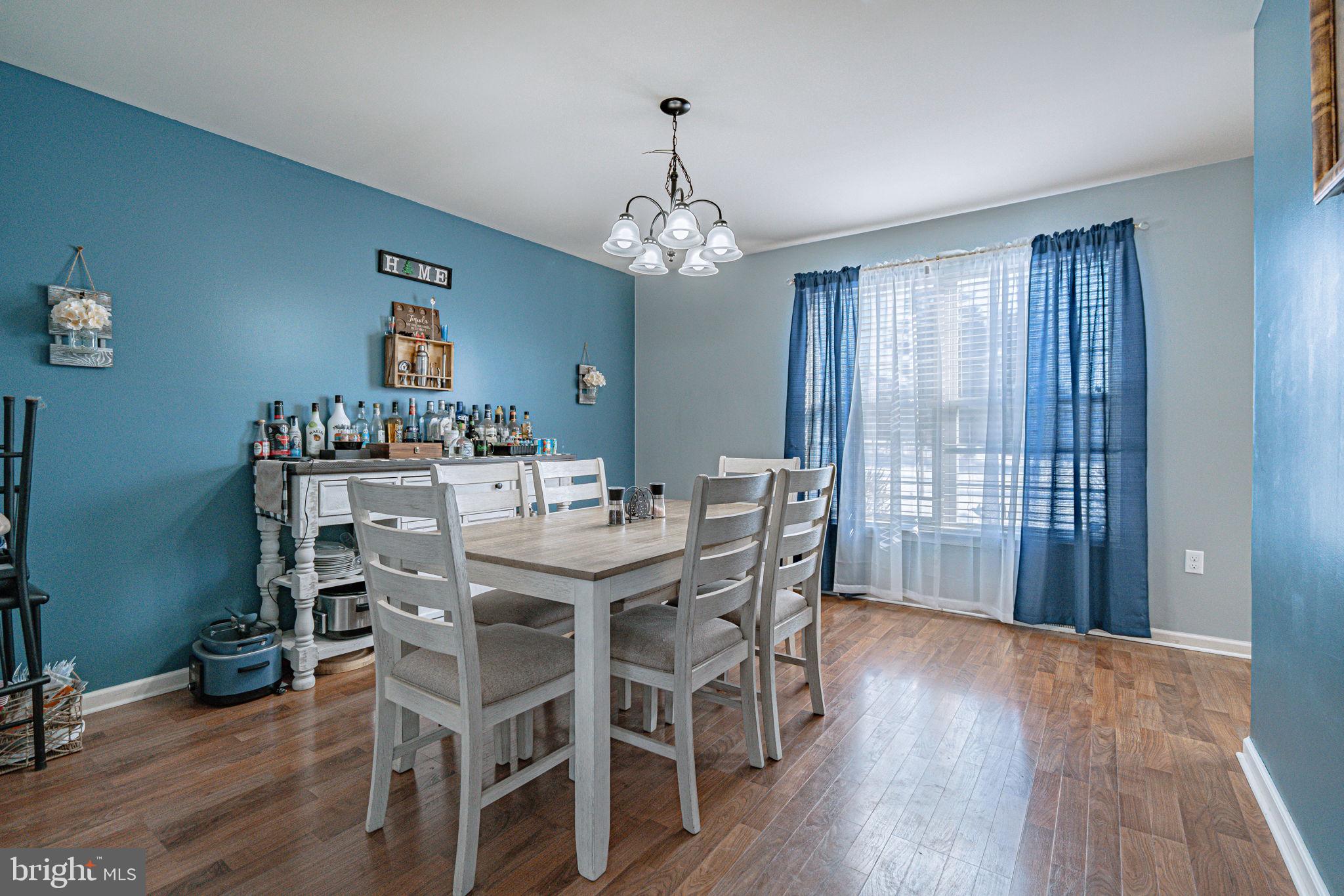 TOWAMENSING - Residential