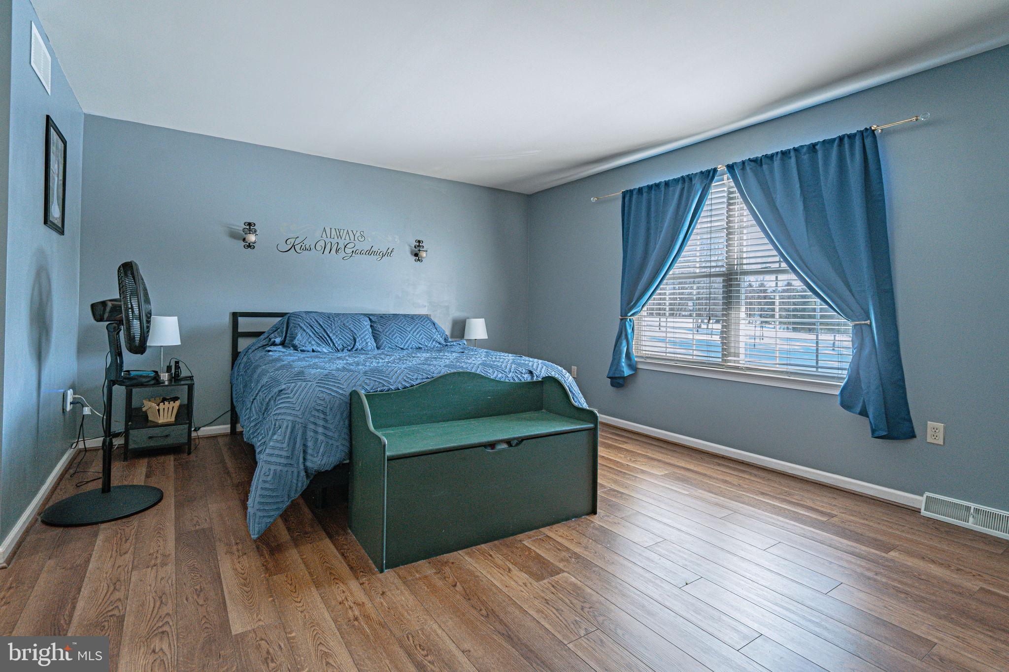 TOWAMENSING - Residential