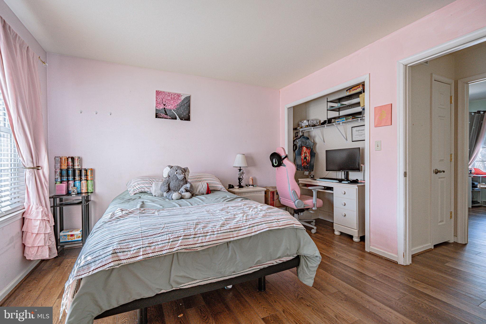 TOWAMENSING - Residential