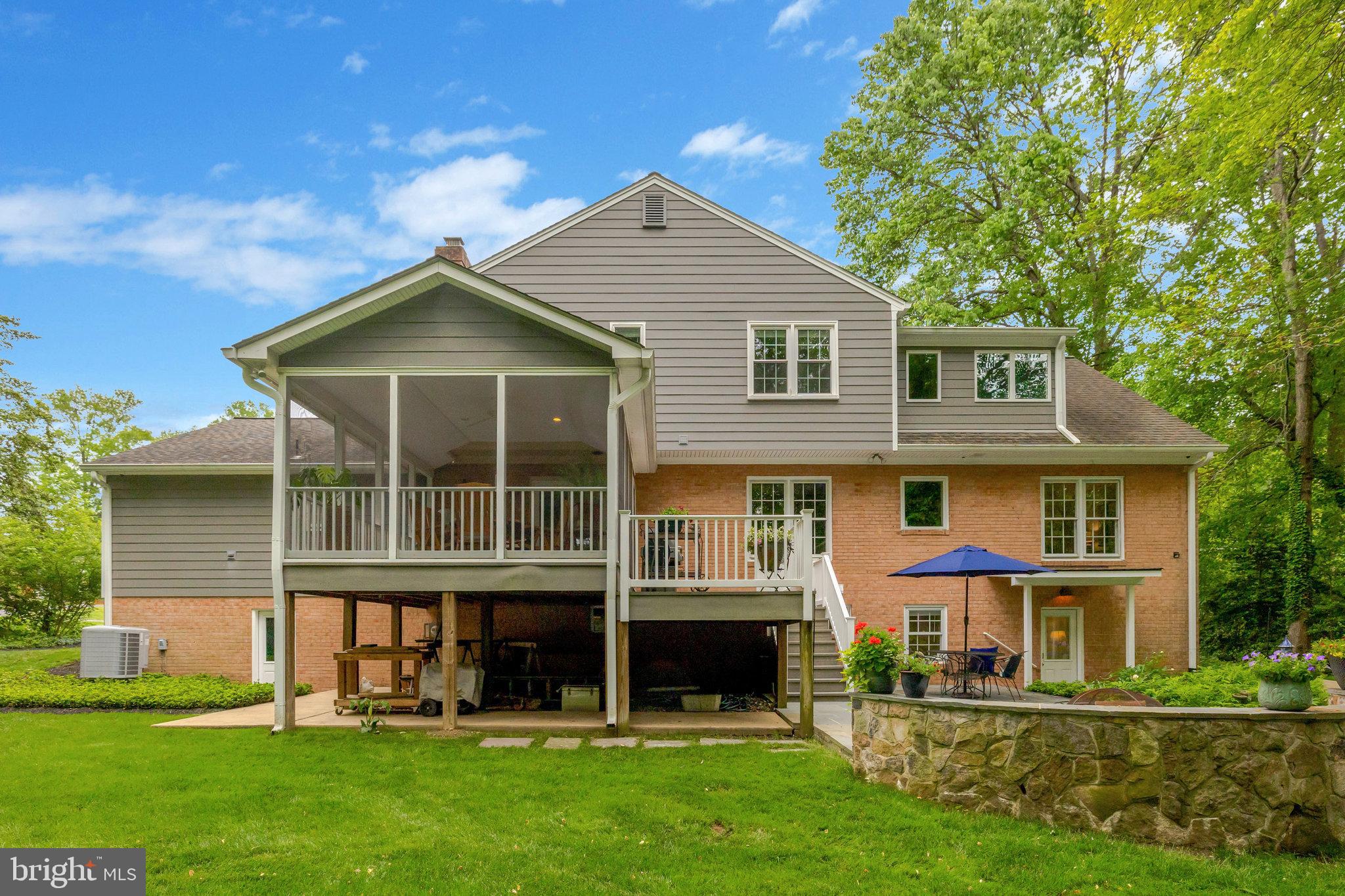 MANTUA - Residential