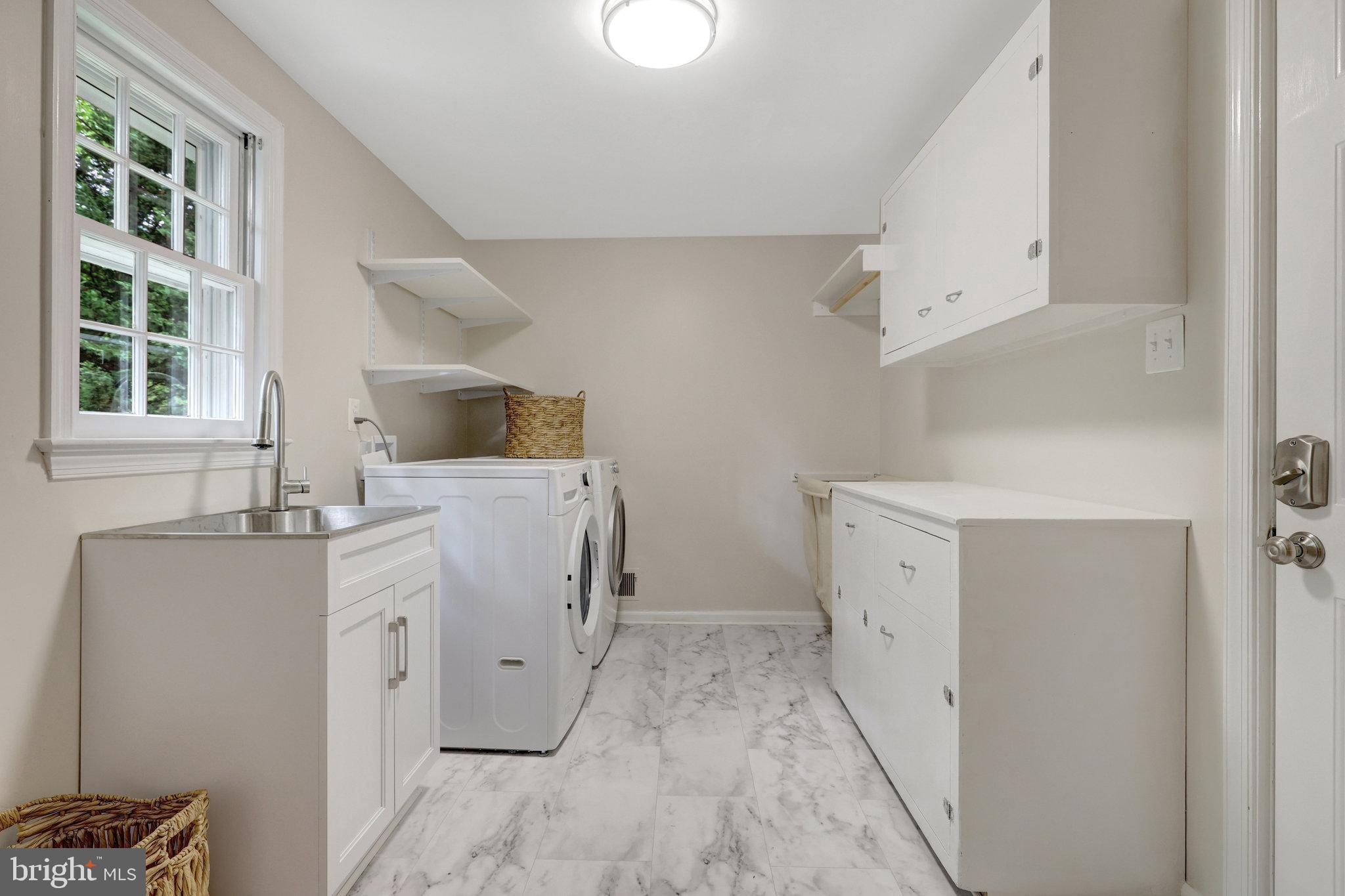 MANTUA - Residential