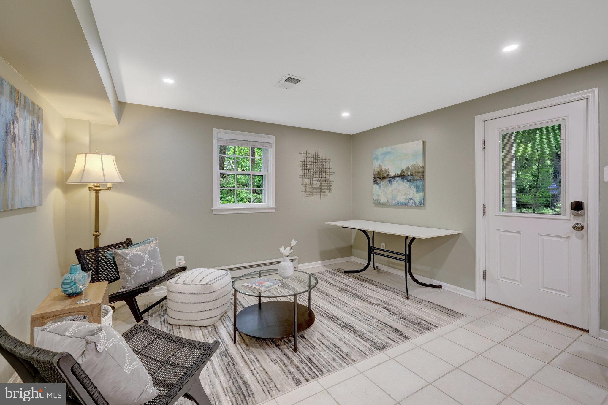 MANTUA - Residential