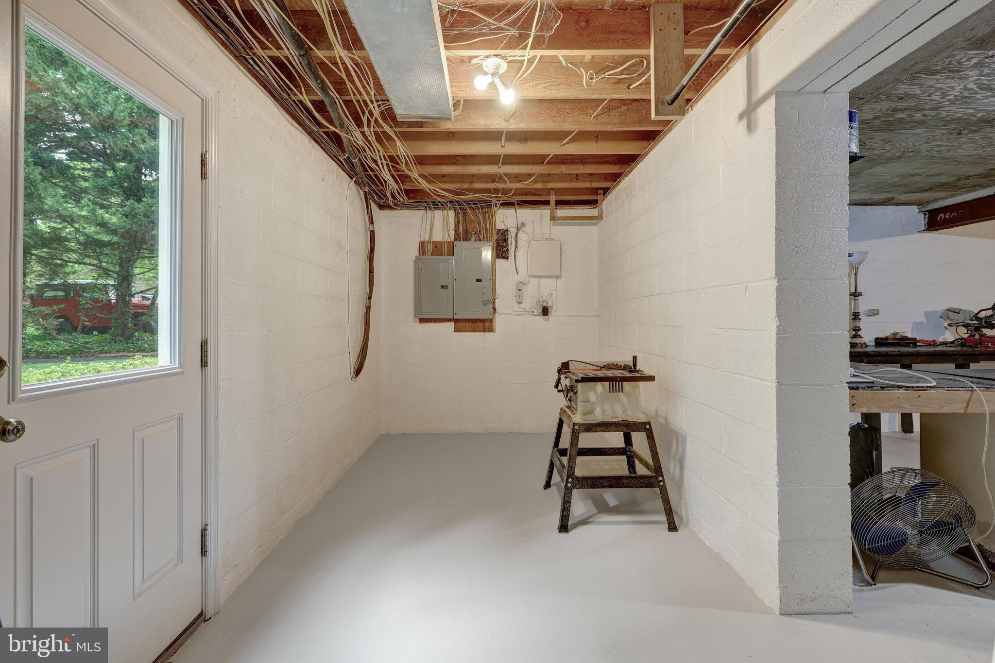 MANTUA - Residential