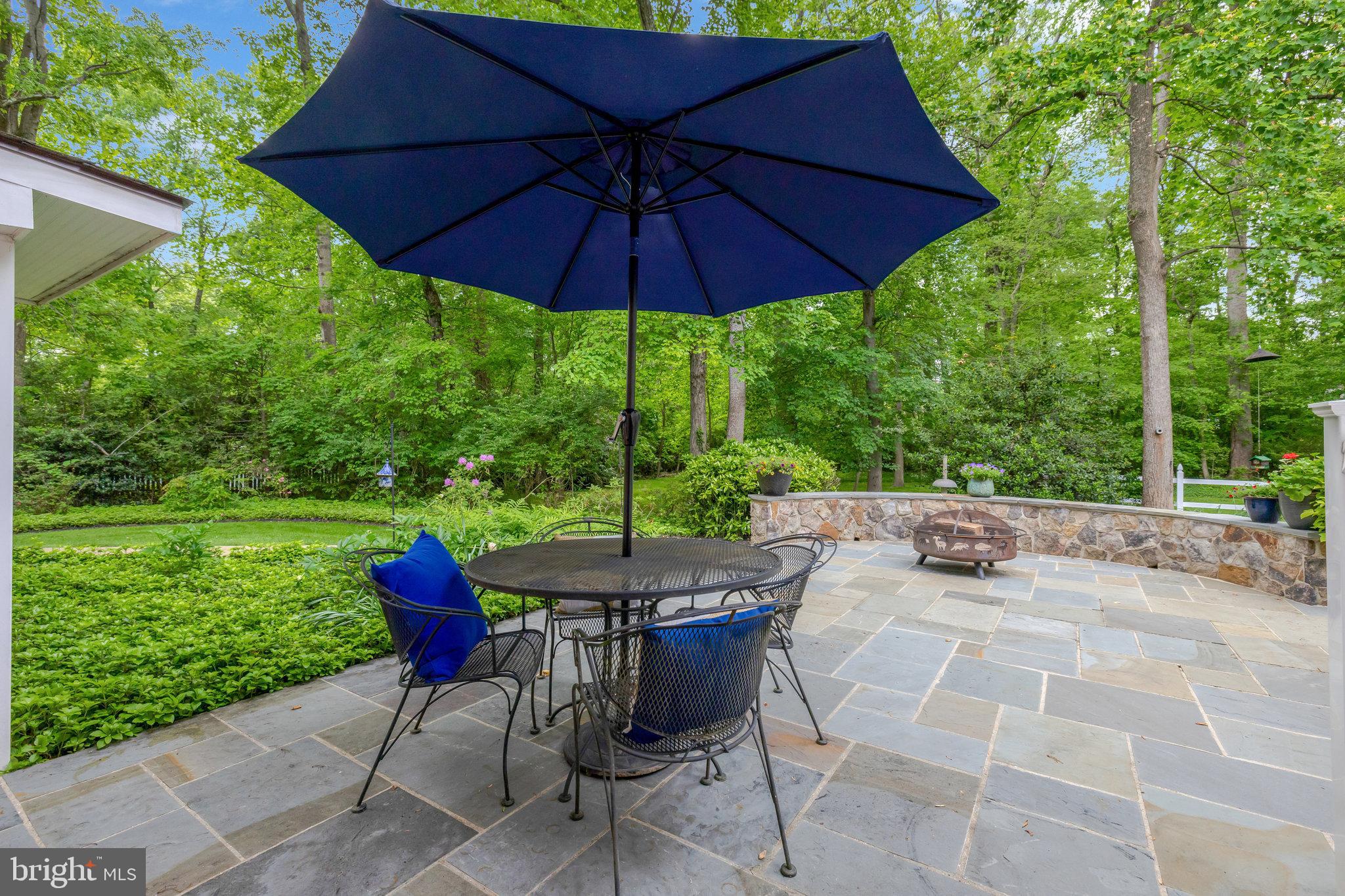 MANTUA - Residential