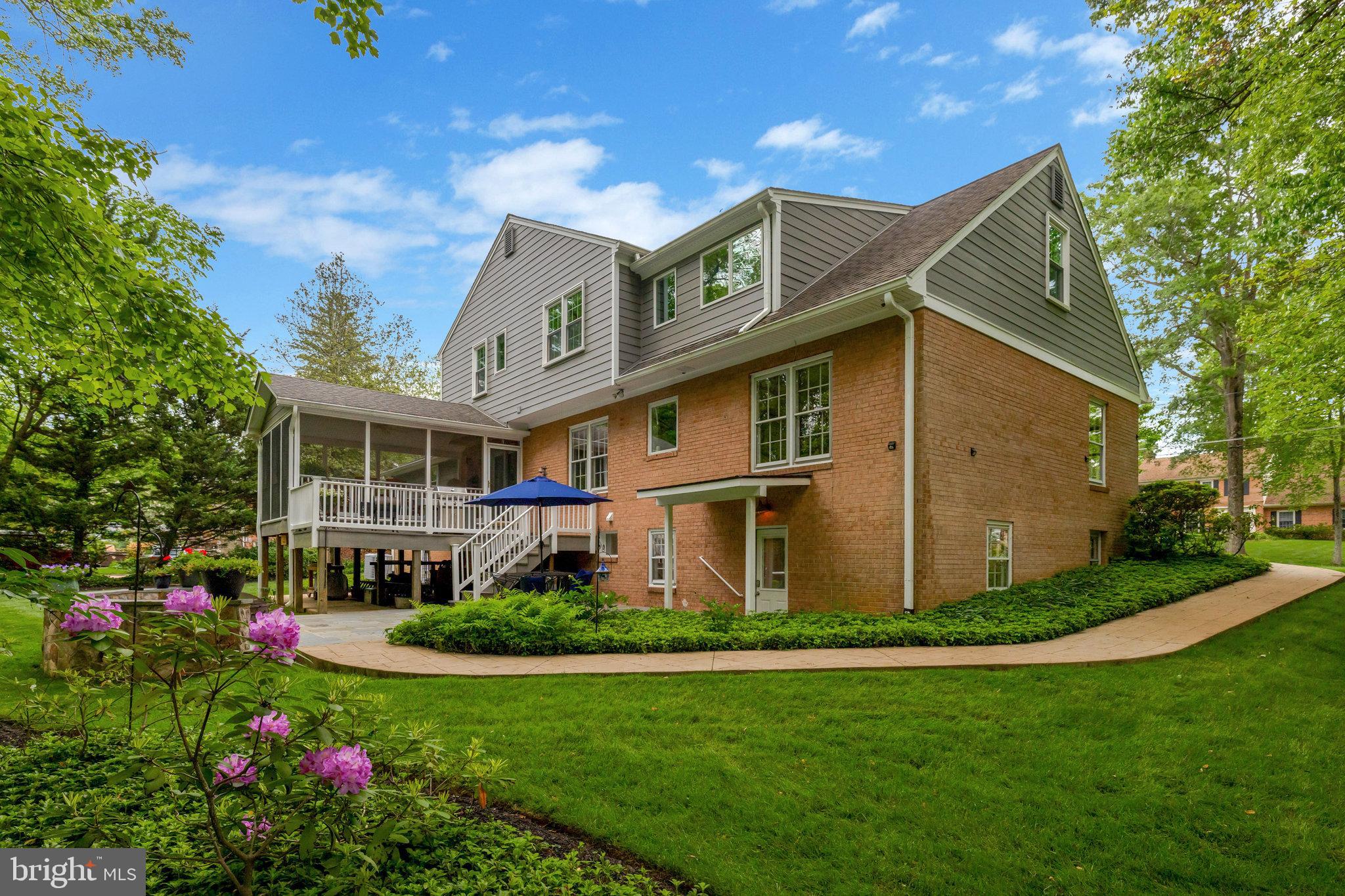 MANTUA - Residential