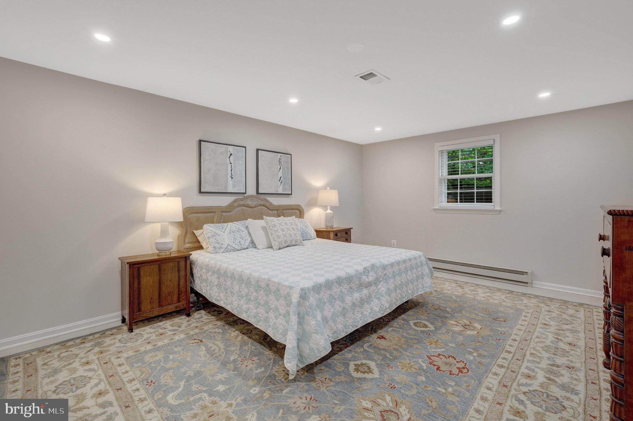 MANTUA - Residential