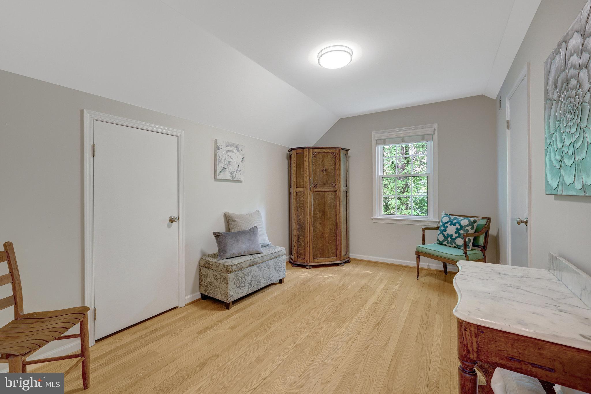 MANTUA - Residential