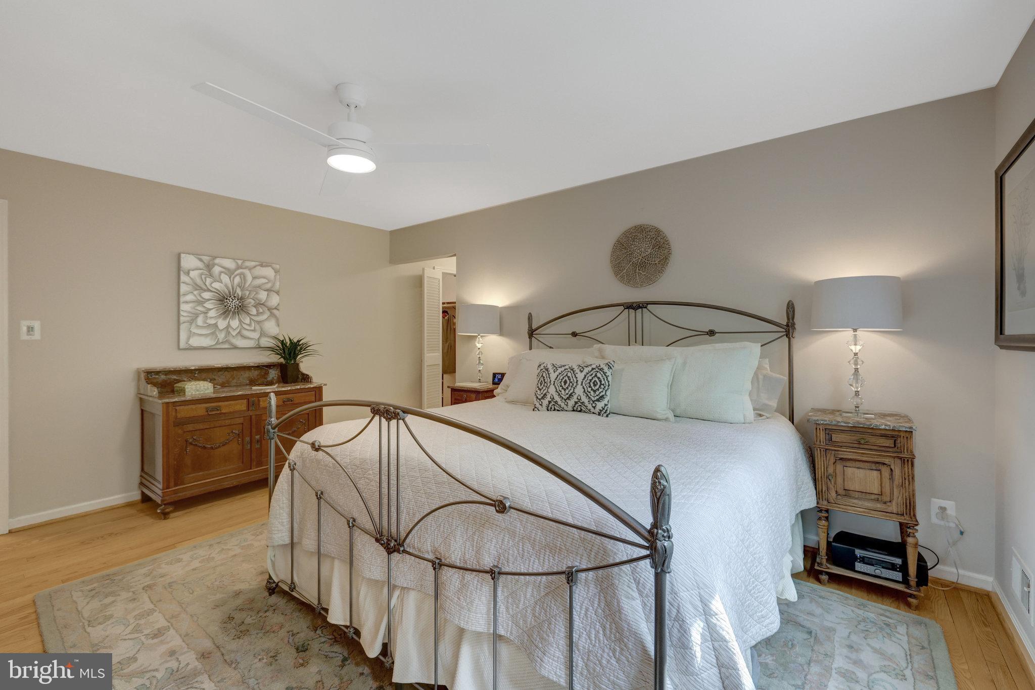 MANTUA - Residential