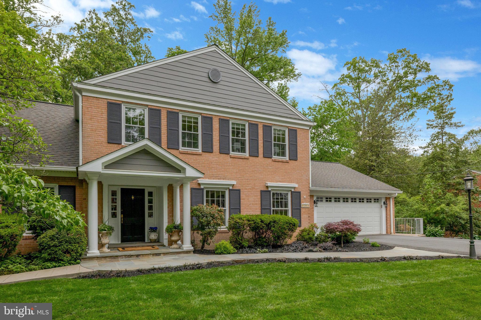 3204 BARBARA LANE