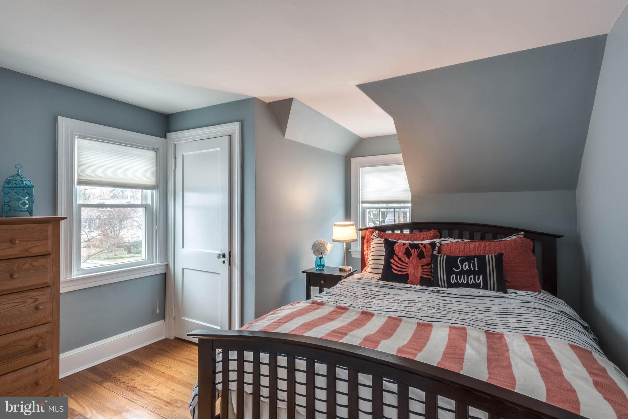 HOMEWOOD - Residential