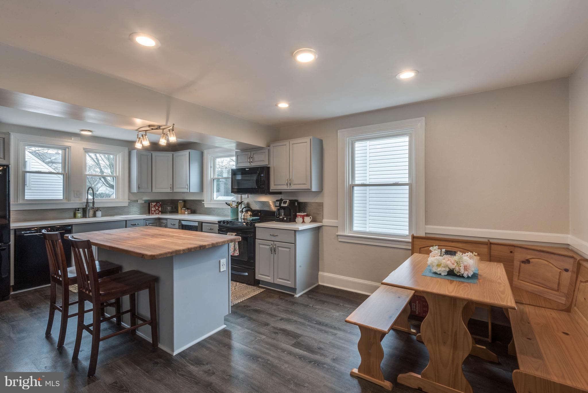 HOMEWOOD - Residential