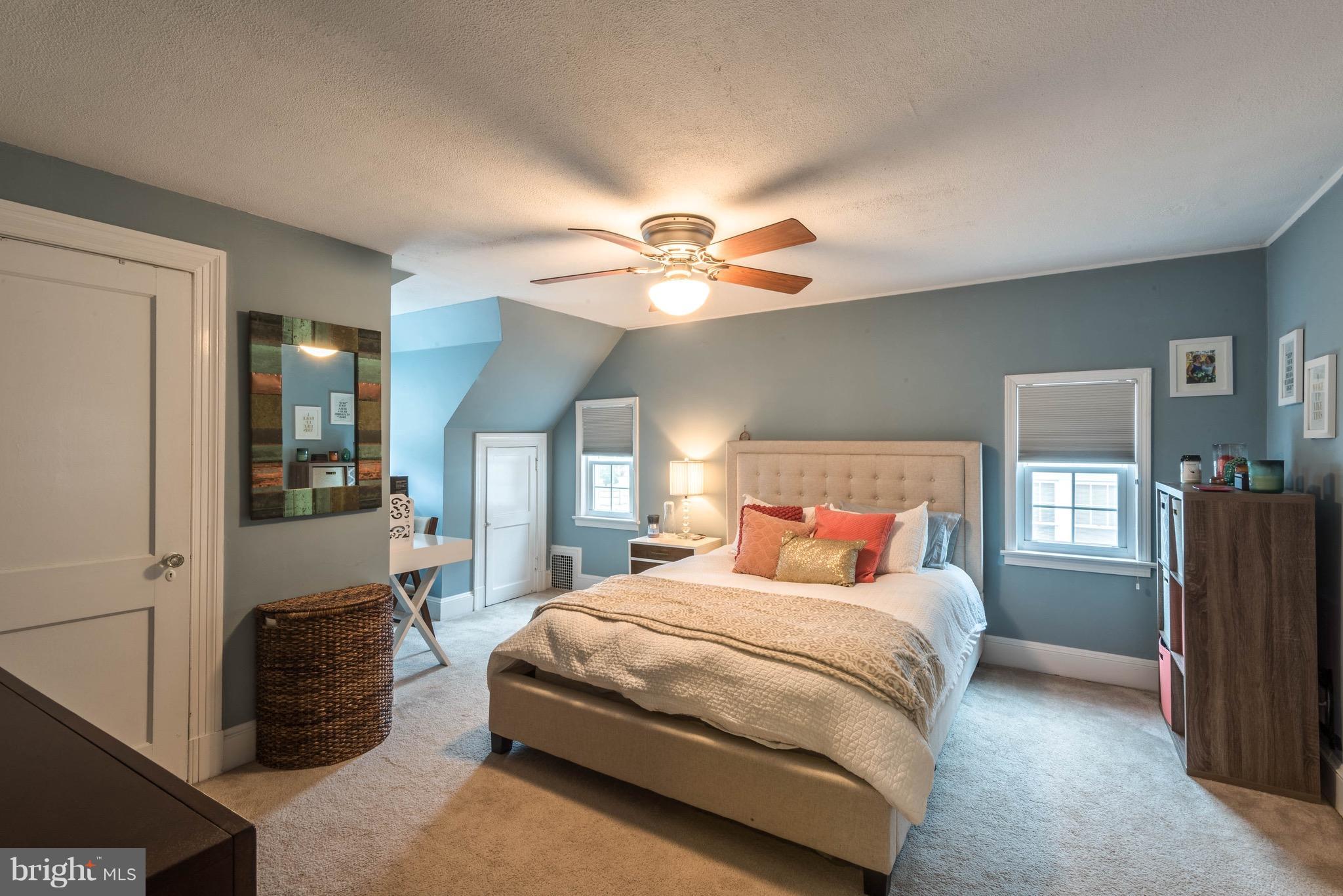 HOMEWOOD - Residential