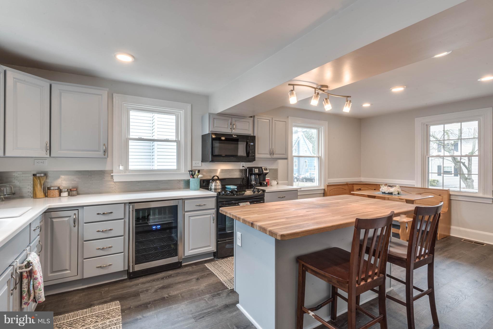 HOMEWOOD - Residential