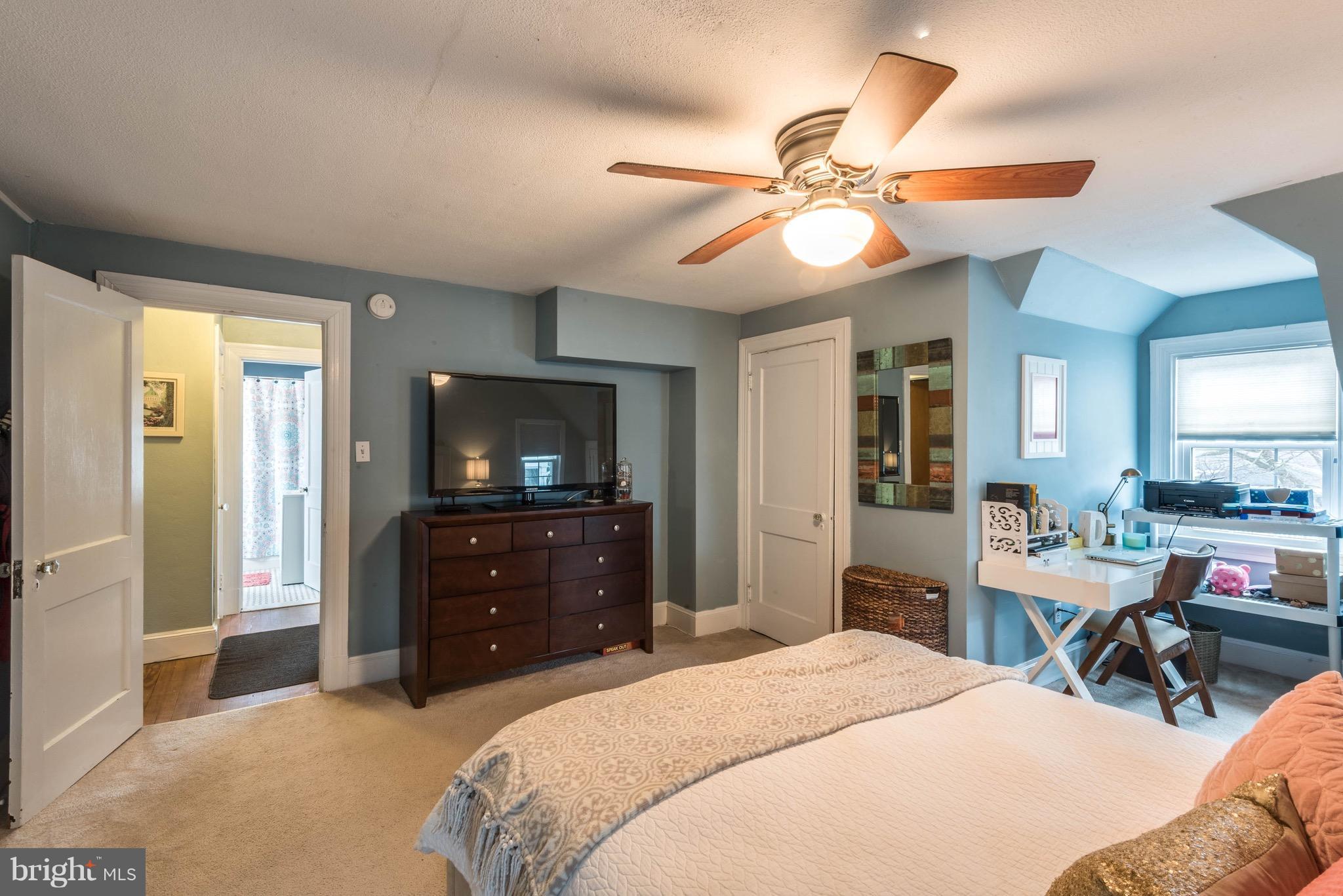 HOMEWOOD - Residential