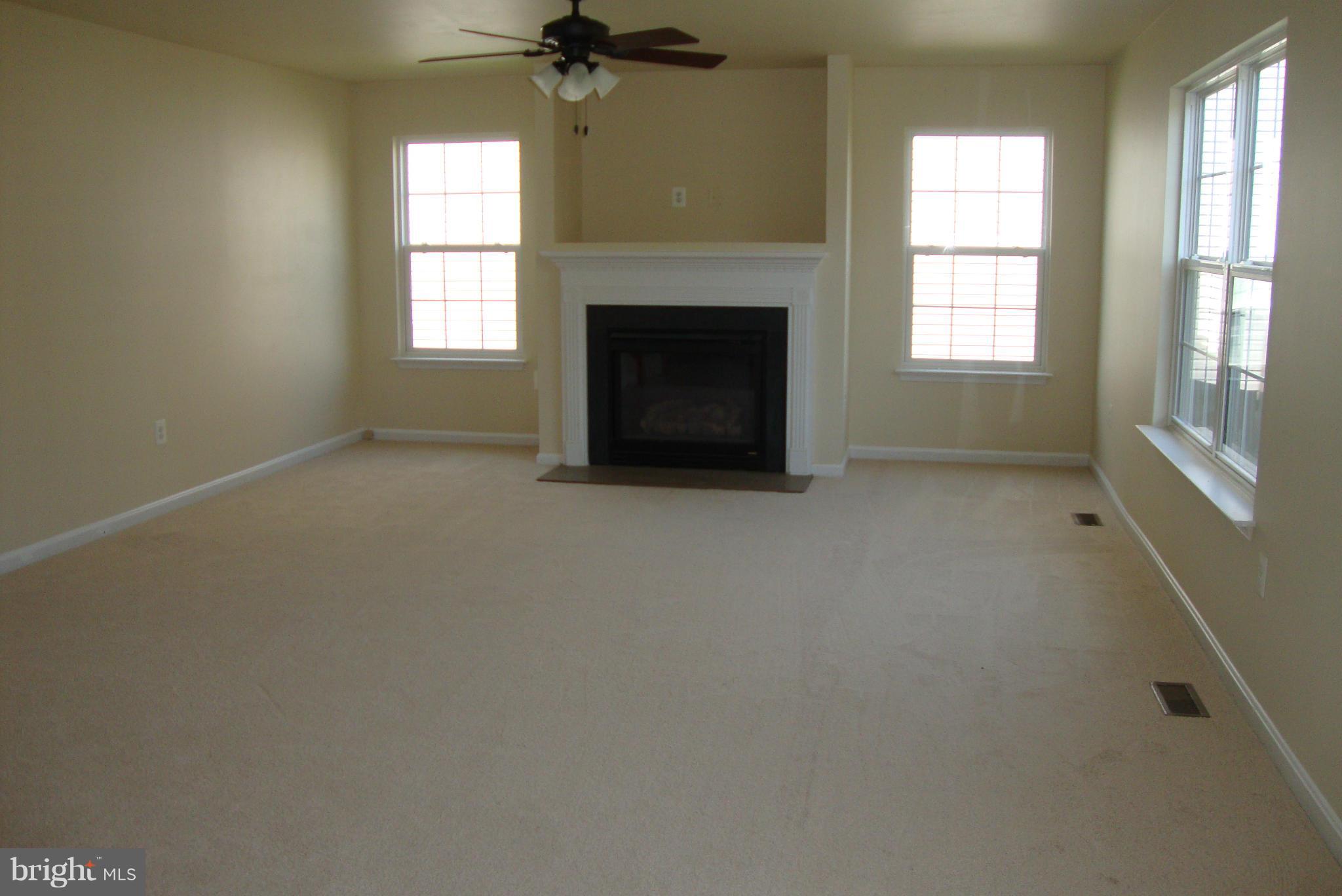 ENGLAND RUN NORTH - Residential Lease