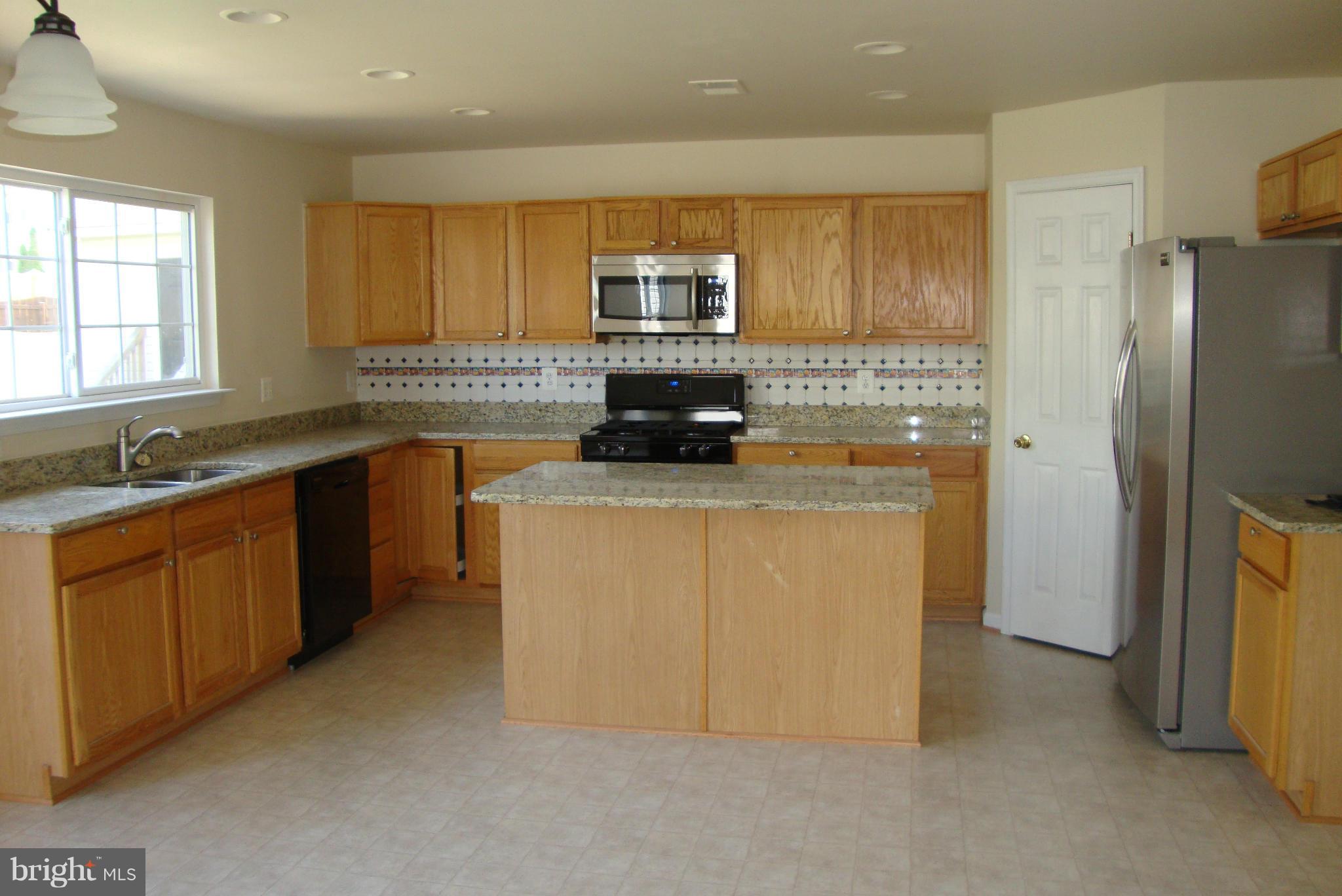 ENGLAND RUN NORTH - Residential Lease