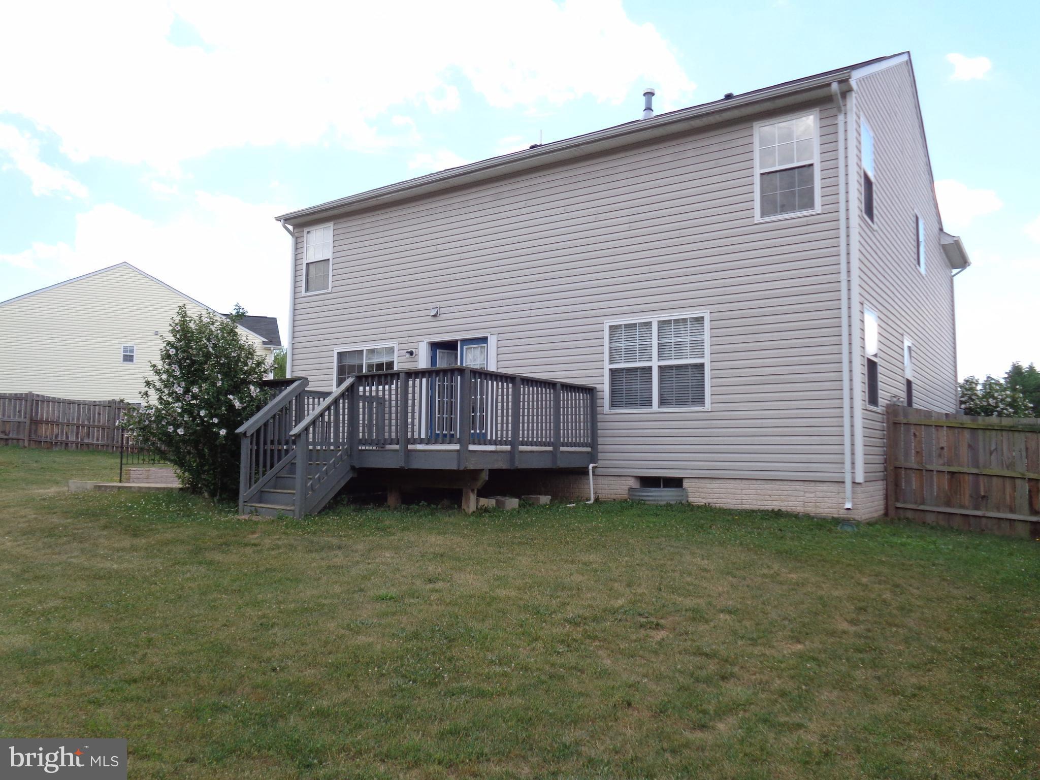 ENGLAND RUN NORTH - Residential Lease