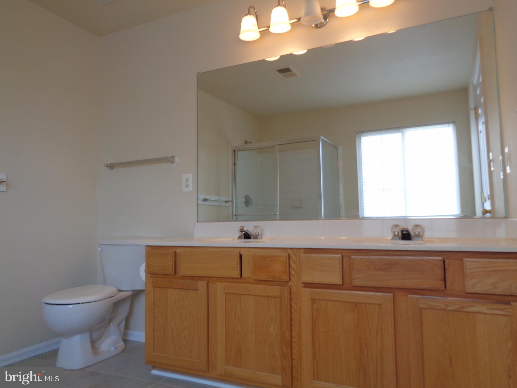 ENGLAND RUN NORTH - Residential Lease