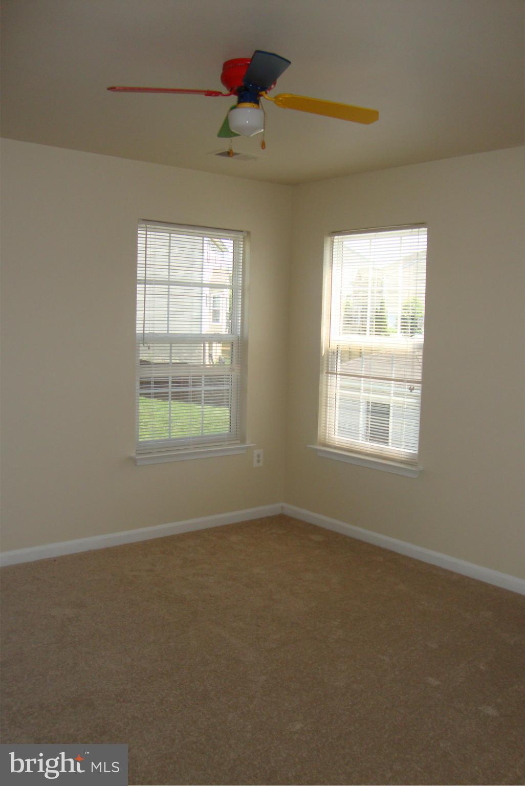 ENGLAND RUN NORTH - Residential Lease