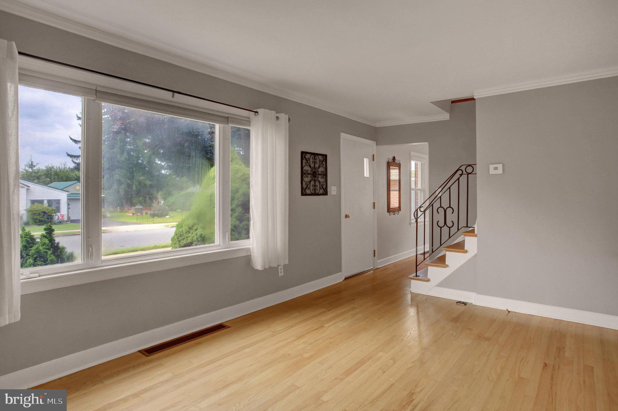 571 HIGHLAND AVENUE
