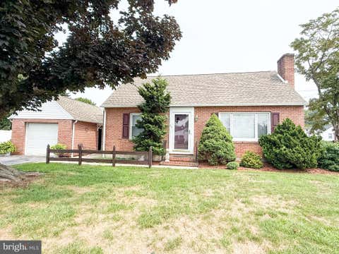 Homes For Sale - 571 Highland Avenue Ave<br/> Franklin County, CHAMBERSBURG, PA 17201