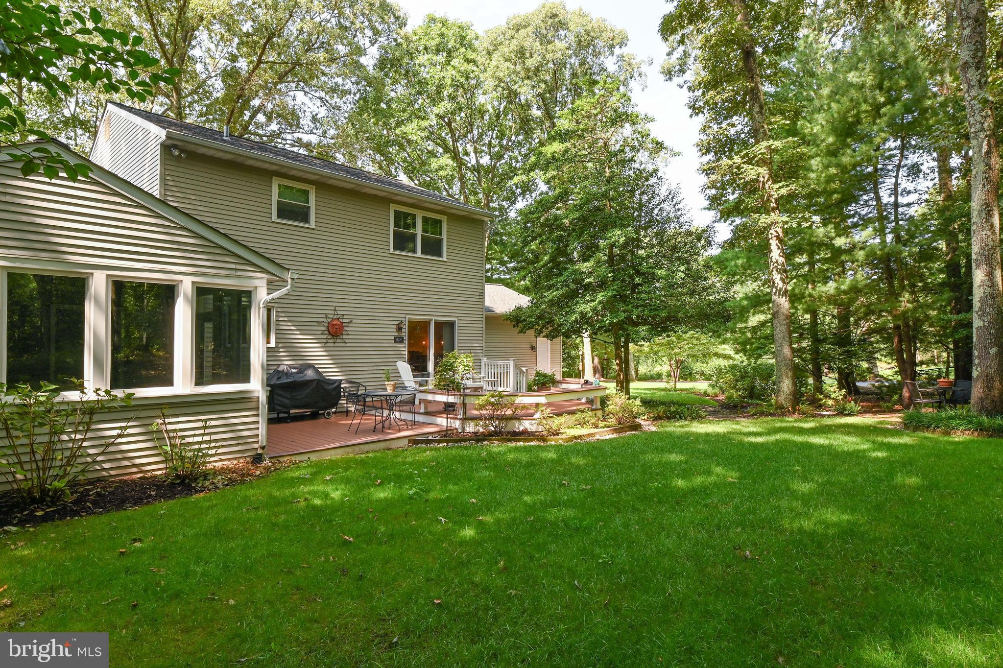 SYLVAN VIEW ON MAGOTHY - Residential